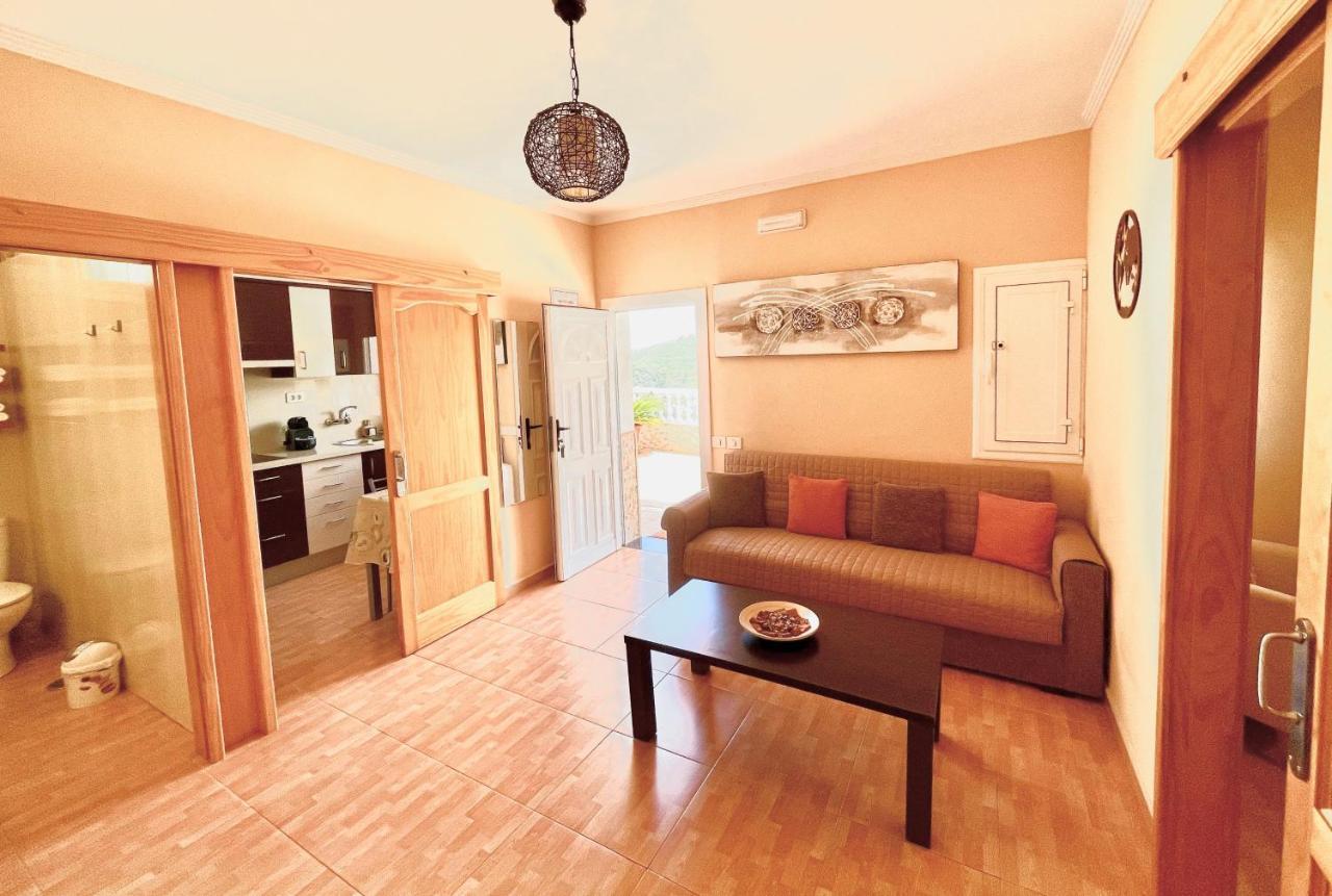 Casa Rosalia. Apartamento Con Vistas A La Montana Teror Exterior foto